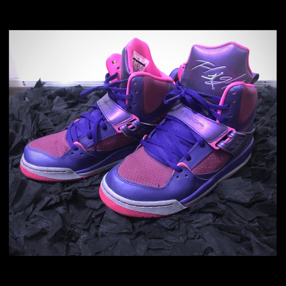 Nike Jordans Flight45 Hightops Size 6Y pink&purple